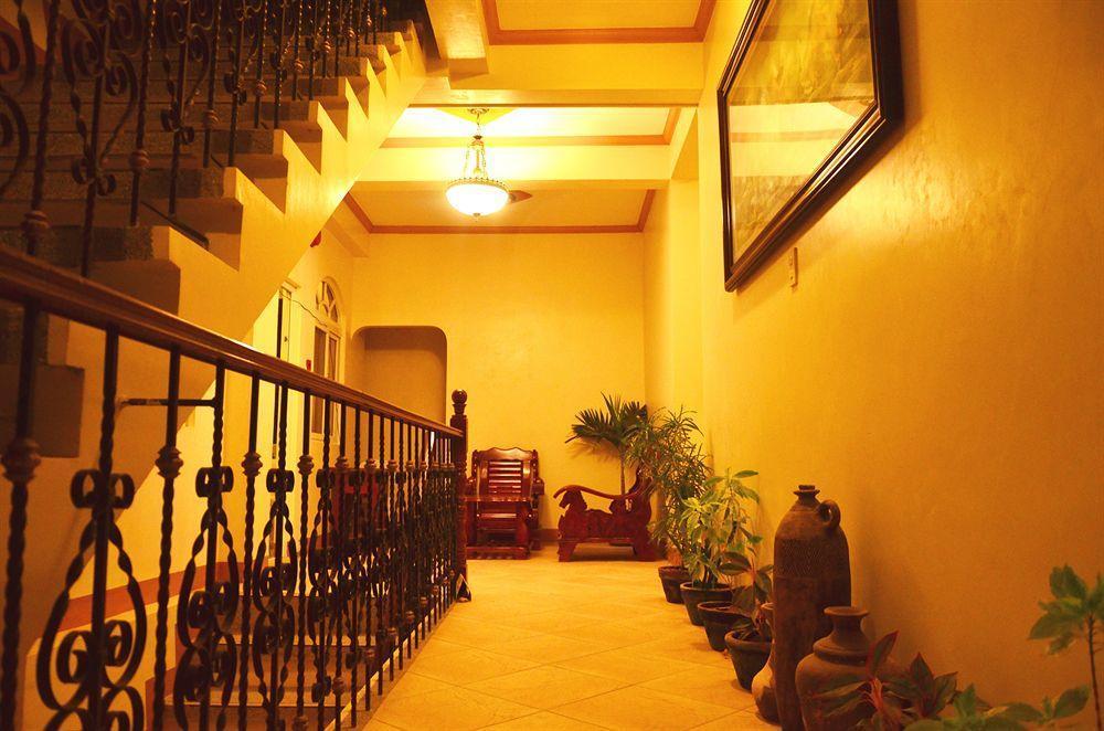 Casa D' Estrella Apartelle Balabag  Εξωτερικό φωτογραφία