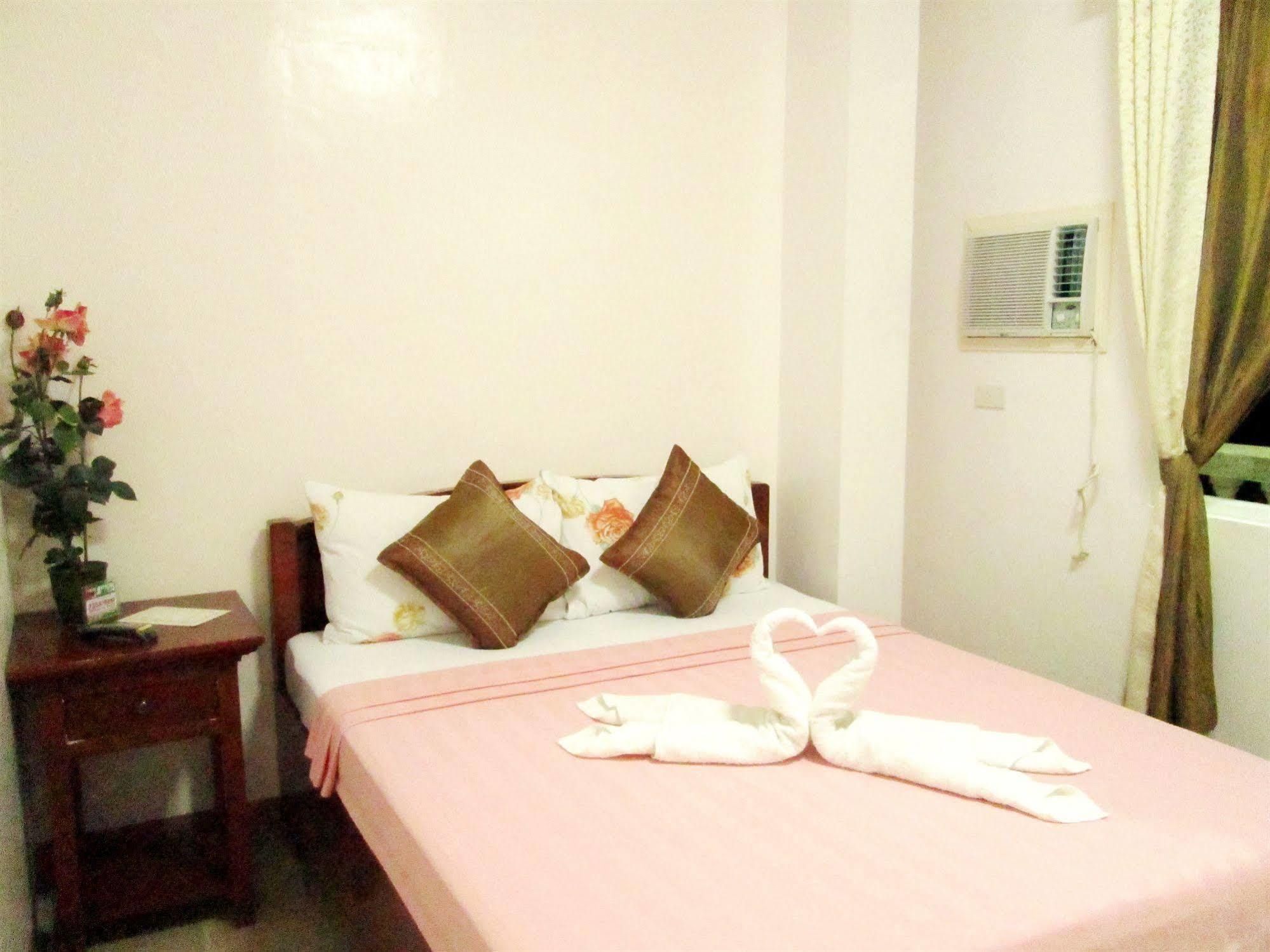 Casa D' Estrella Apartelle Balabag  Εξωτερικό φωτογραφία